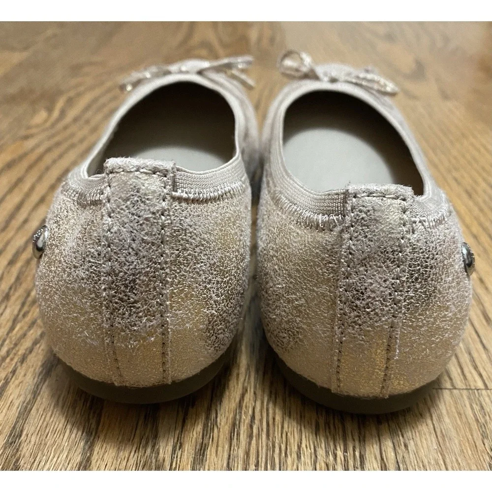 Hush Puppies Josie Flat BALLERINA SHOE GIRLS SIZE 1‎ M GOLD